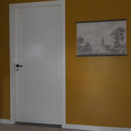 Kade10buren Bed & Breakfast *