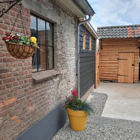 Kade10buren Bed & Breakfast 3*