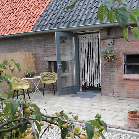 Kade10buren Bed & Breakfast
