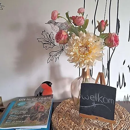 Kade10buren Bed & Breakfast 3*