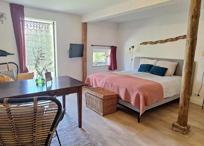 Kade10buren Bed & Breakfast